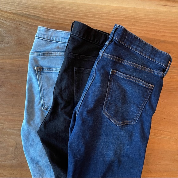 BUNDLE! 3 Pairs of New Condition Jeans! - Picture 1 of 8